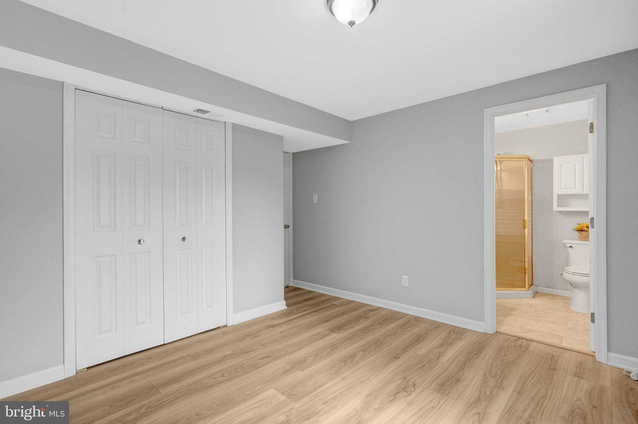 8298 Lindside Way Springfield, VA 22153 - Photo 31 of 38 a view of an empty room