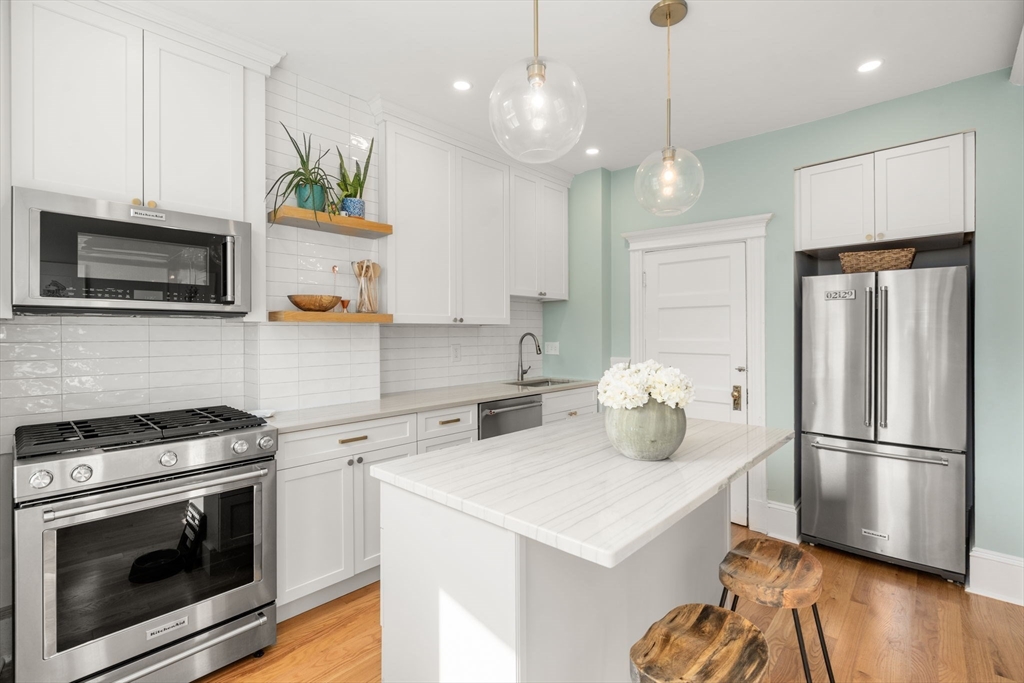 56 High Street, Unit 3 Boston, MA 02129 - Photo 2 of 17