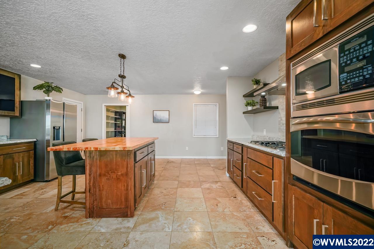 2942 Doaks Ferry Road Northwest Salem, OR 97304 - Photo 12 of 40