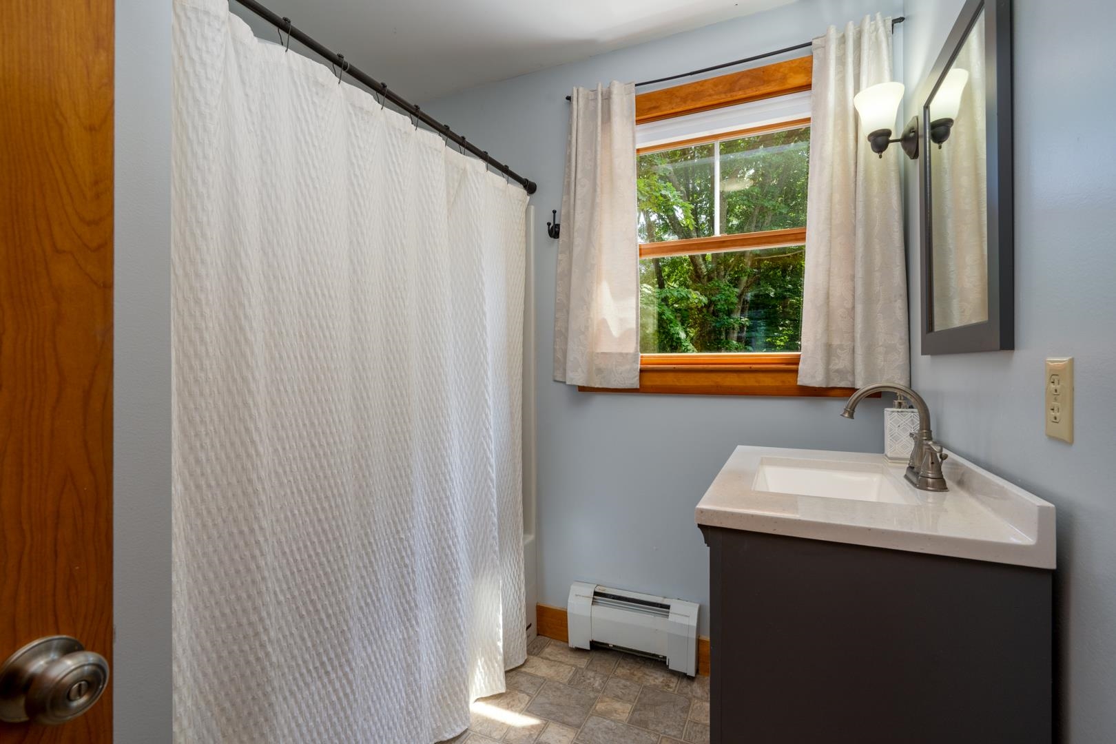 74 Kensington Road Hampton Falls, NH 03844 - Photo 15 of 36