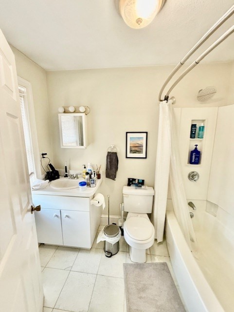 10 Harris Street, Unit 5 Boston, MA 02109 - Photo 19 of 24
