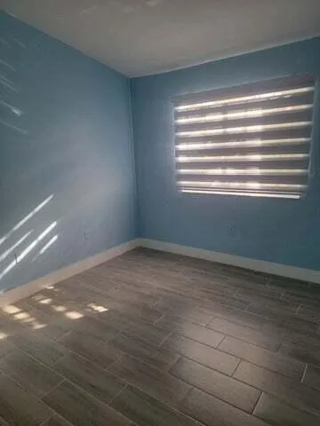 a view of empty room with window