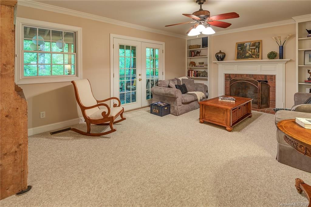 205 Riva Ridge Drive Fairview, NC 28730 - Photo 24 of 44 Gallery Image 24