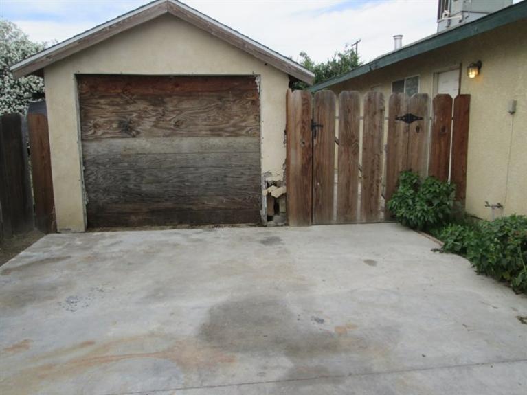 14476 Hanford Armona Road Armona, CA 93202 - Photo 16 of 17