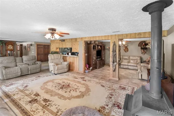 $600,000 | 4837 Rocky Branch Road, Bethalto, IL 62010