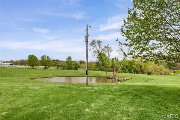 $600,000 | 4837 Rocky Branch Road, Bethalto, IL 62010