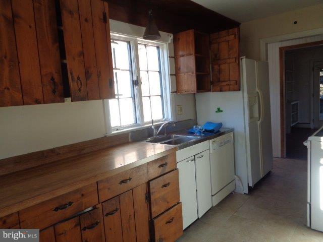 1012 Buck Road Quarryville, PA 17566 - Photo 4 of 14
