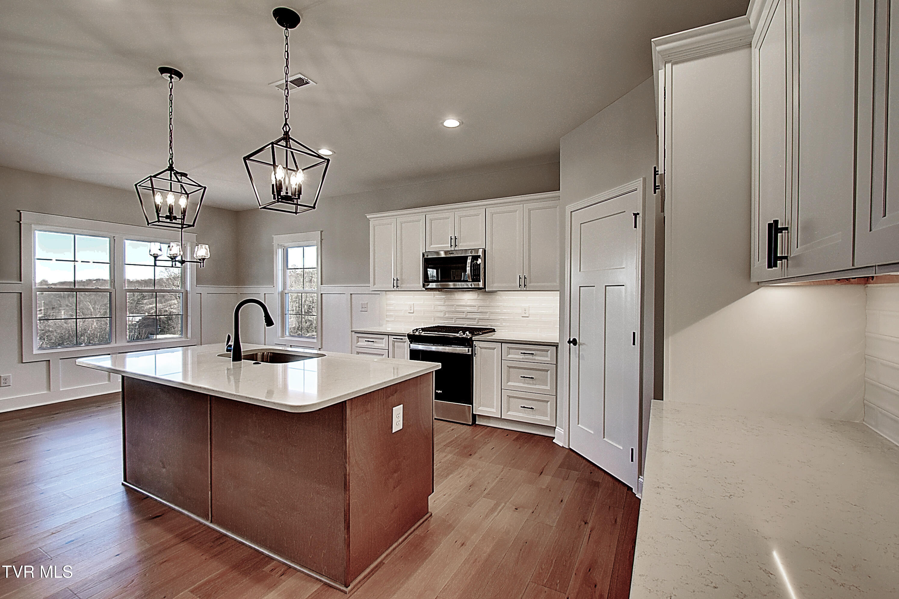 234 Ruby Rose Ridge Jonesborough, TN 37659 - Photo 8 of 28 kitchen