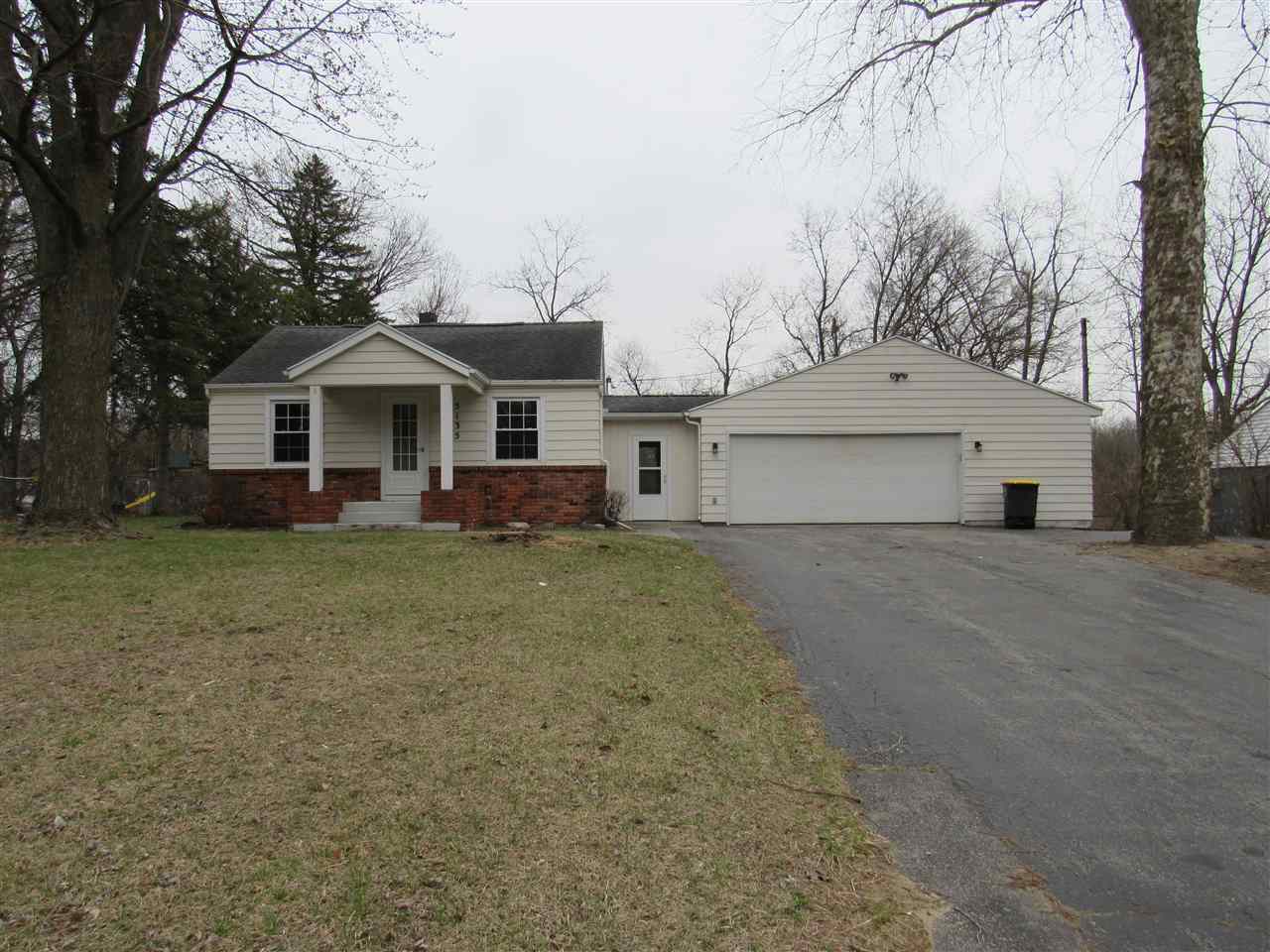 5135 Tyrone Road Fort Wayne, IN 46809 - Photo 1 of 36