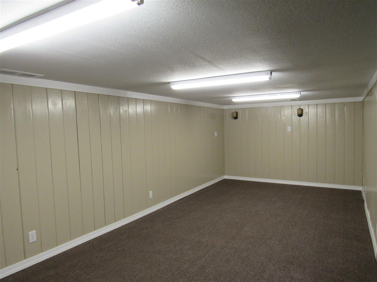 5135 Tyrone Road Fort Wayne, IN 46809 - Photo 24 of 36