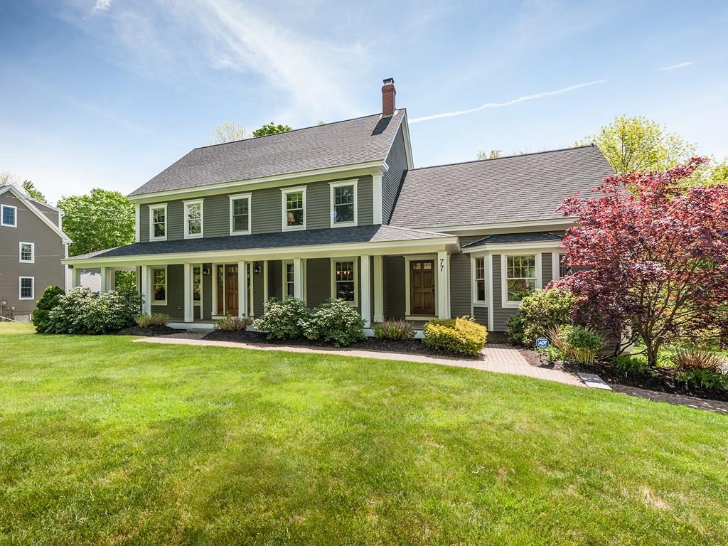 Bright and sunny home offers plenty...