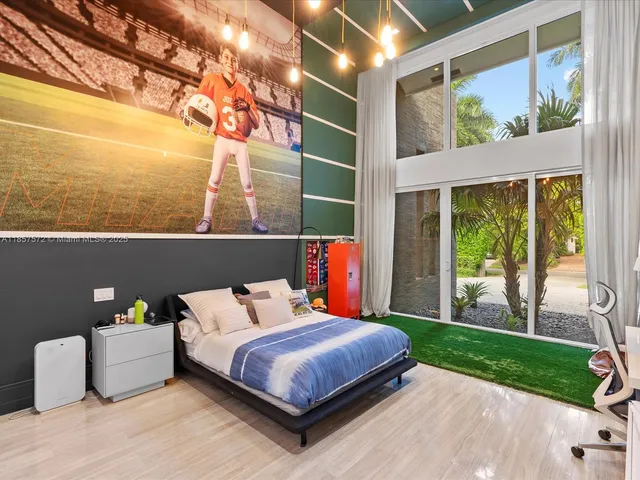 $17,975,000 | 224 South Island Road, Golden Beach, FL 33160