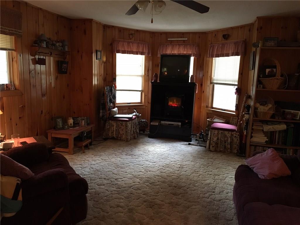 7 Dustin Street Dexter, ME 04930 - Photo 9 of 23 Living area