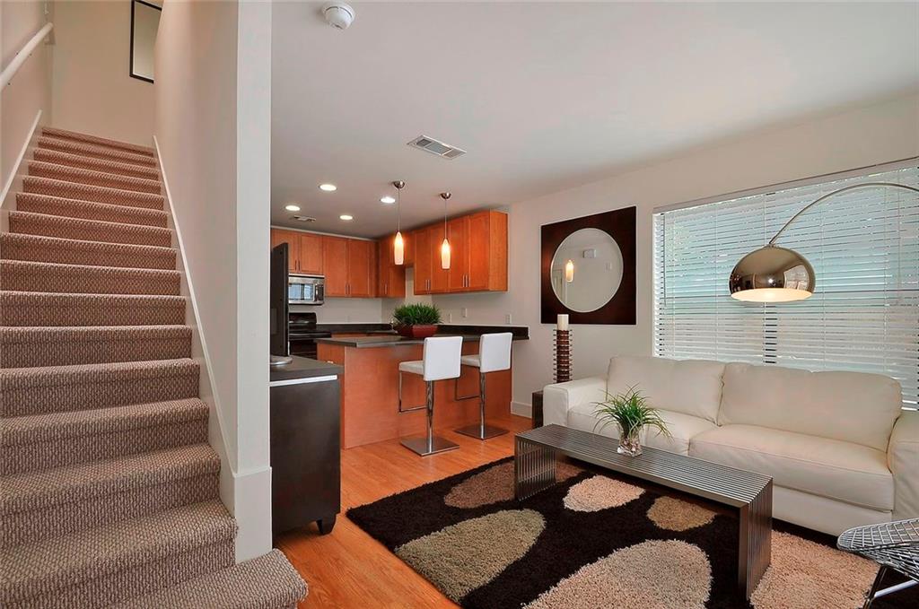 711 West 32nd Street, Unit 101 Austin, TX 78705 - Photo 2 of 32