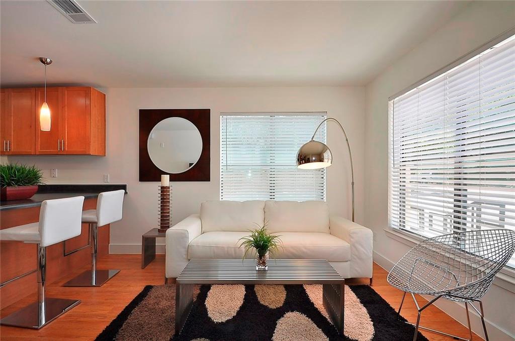 711 West 32nd Street, Unit 101 Austin, TX 78705 - Photo 3 of 32