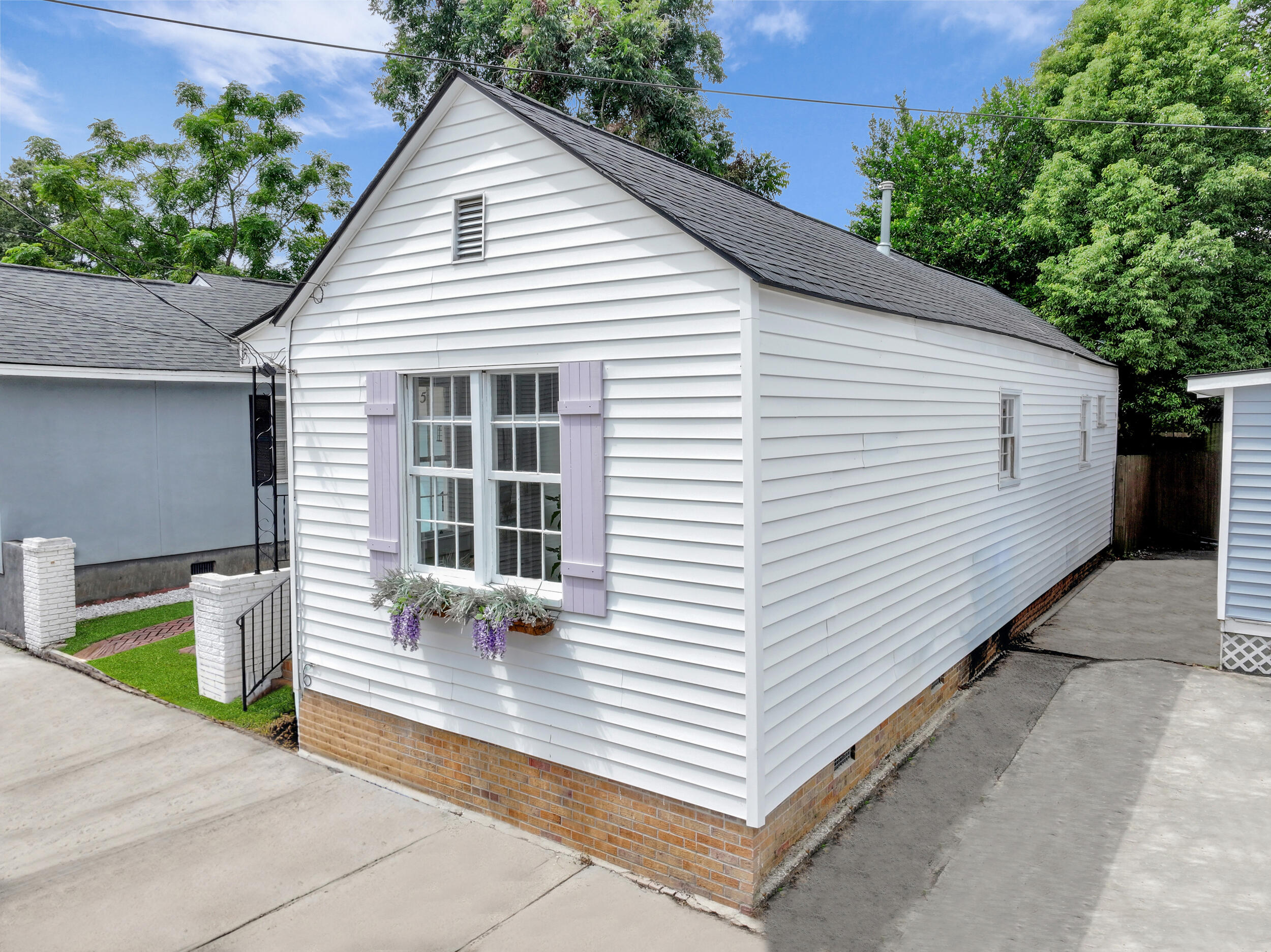 5 Carondolet Street Charleston, SC 29403 - Photo 32 of 41 10_dji_20250807113905_0210_d-1