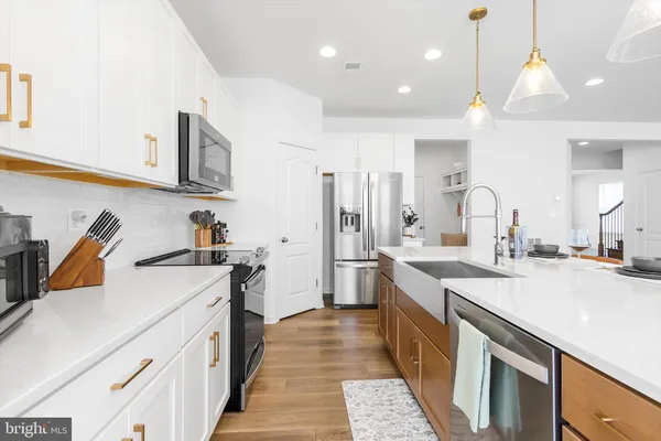 $495,000 | 301 Homer Court, Martinsburg, WV 25403