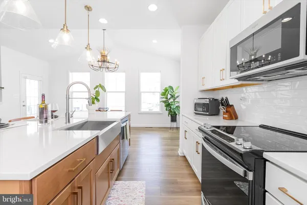 $495,000 | 301 Homer Court, Martinsburg, WV 25403