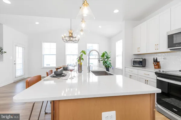 $495,000 | 301 Homer Court, Martinsburg, WV 25403