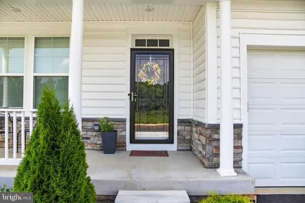 $495,000 | 301 Homer Court, Martinsburg, WV 25403