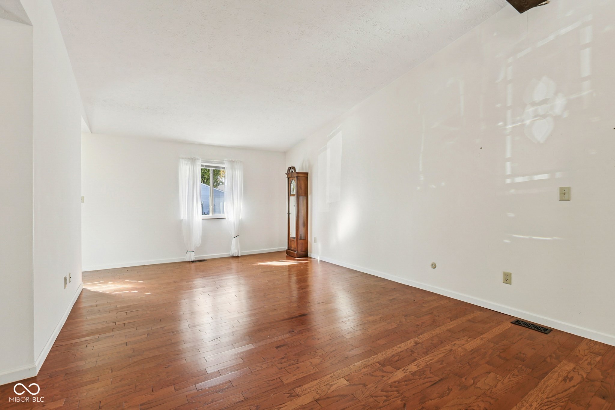 3514 Winchester Drive Indianapolis, IN 46227 - Photo 11 of 35