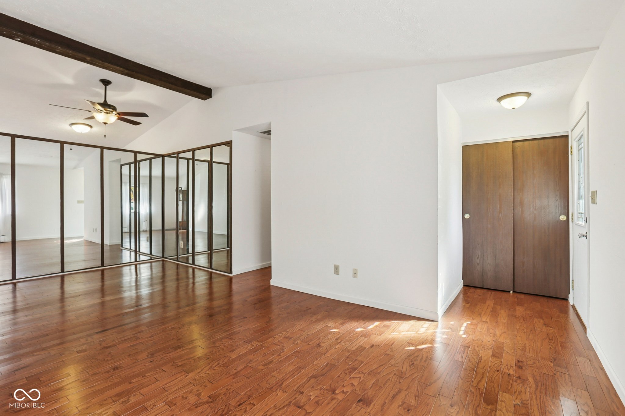 3514 Winchester Drive Indianapolis, IN 46227 - Photo 9 of 35