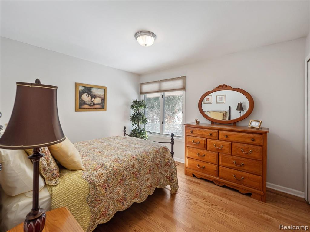 21311 Metroview Road Farmington Hills, MI 48335 - Photo 36 of 78