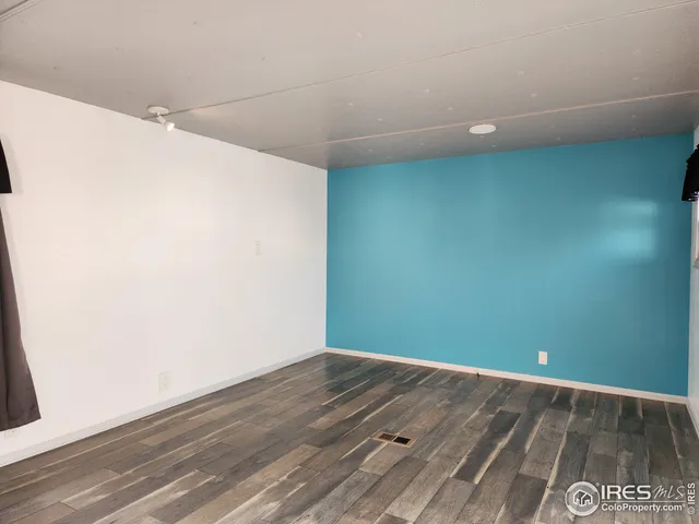 $19,500 | 831 17th Avenue, Unit 14, Longmont, CO 80501