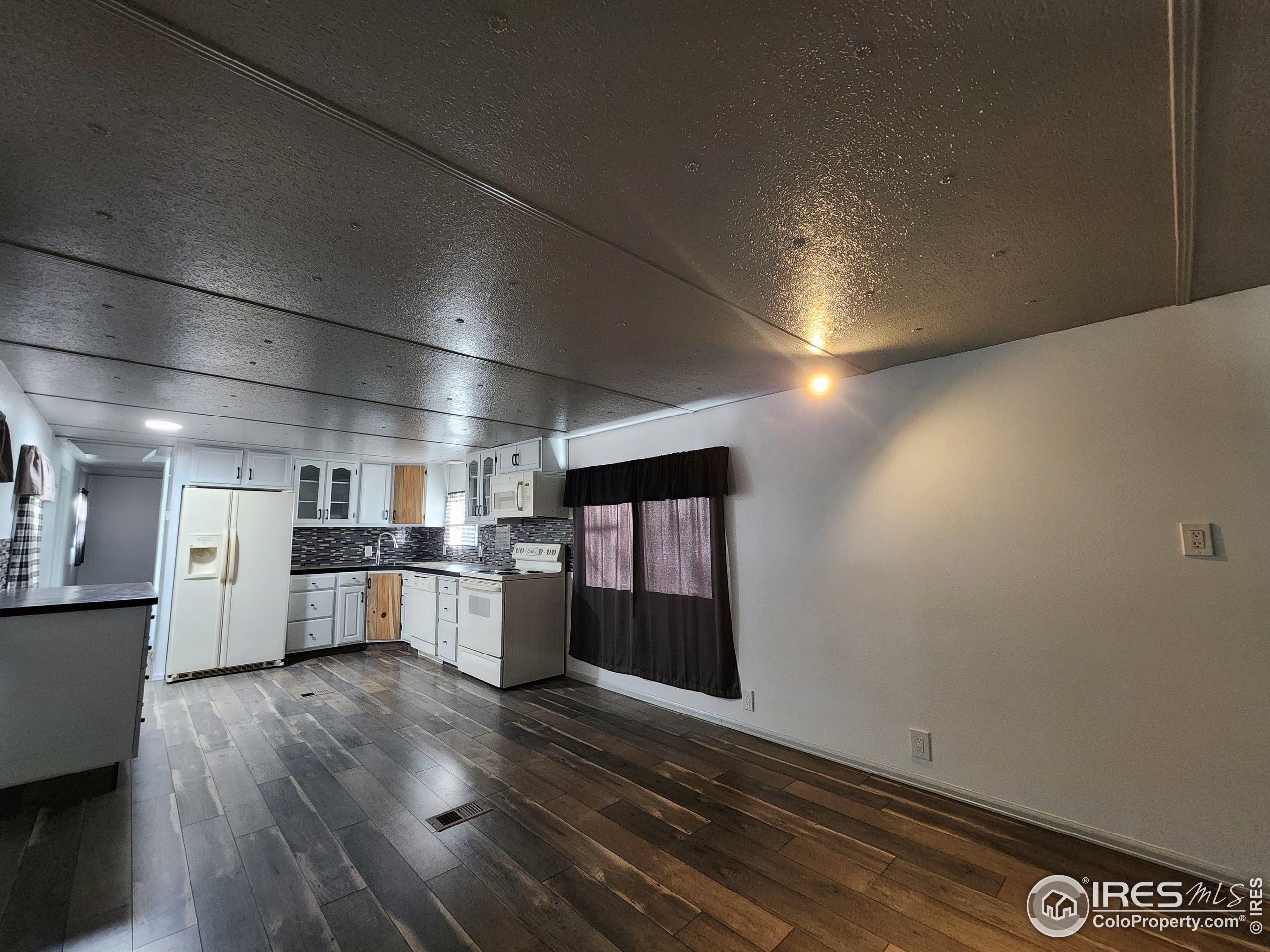 831 17th Avenue, Unit 14 Longmont, CO 80501 - Photo 7 of 26