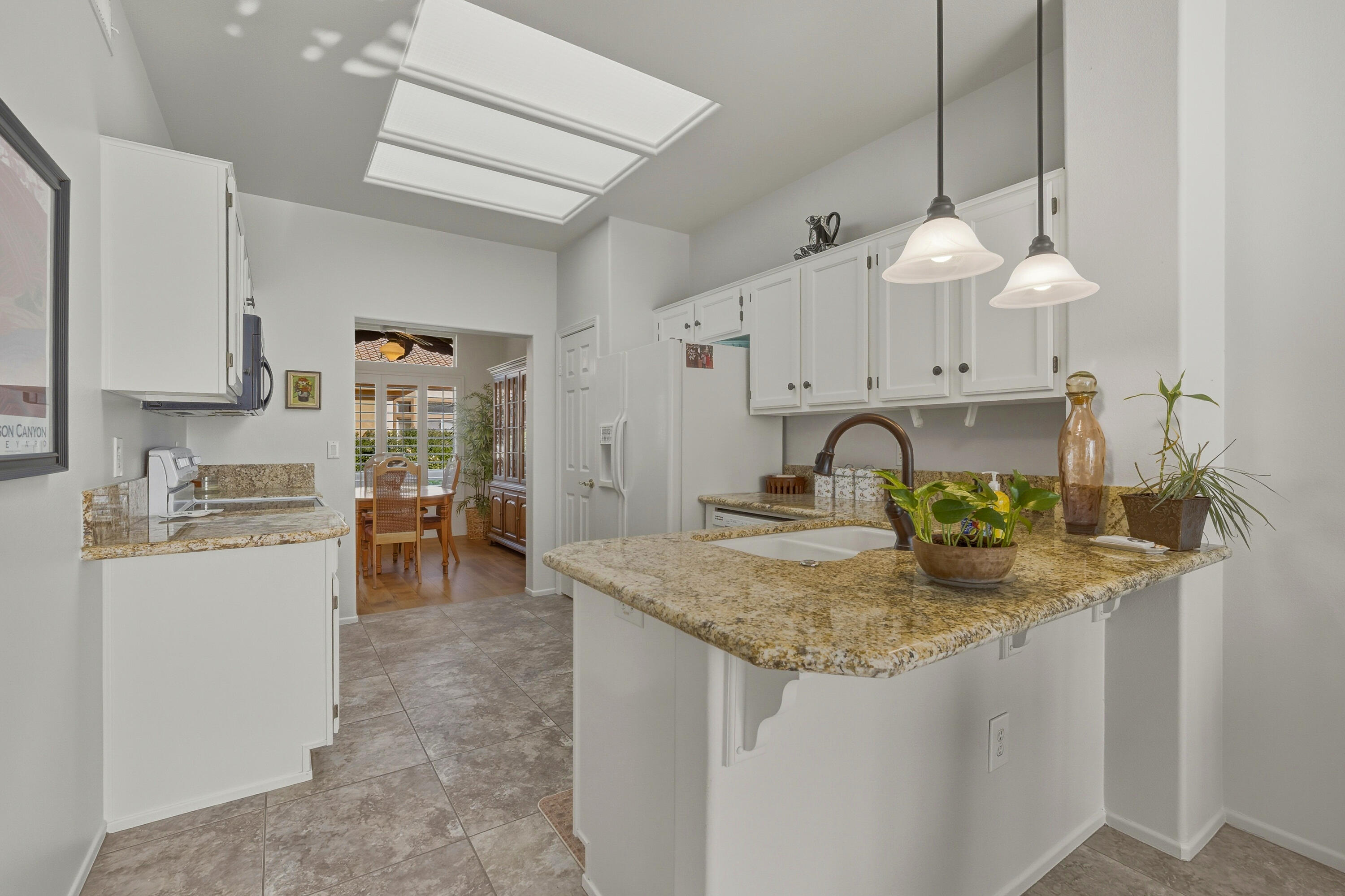 78388 Desert Willow Drive Palm Desert, CA 92211 - Photo 12 of 22 Photo-8