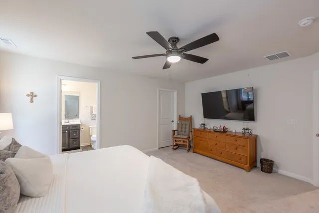 $329,900 | 3363 Helene Rieder Drive, Montgomery, IL 60538