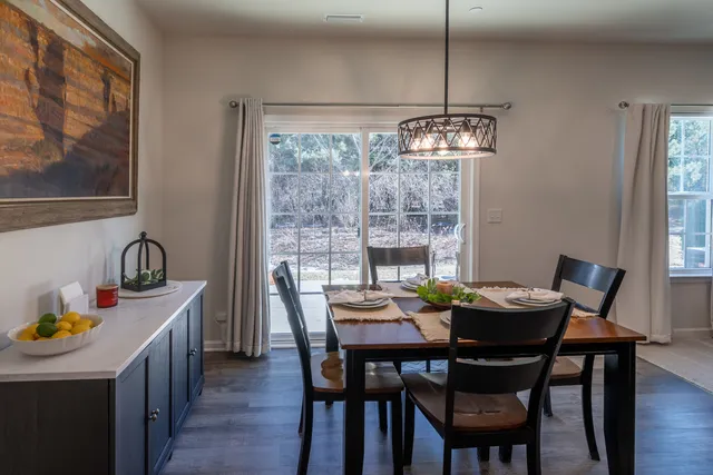 $329,900 | 3363 Helene Rieder Drive, Montgomery, IL 60538