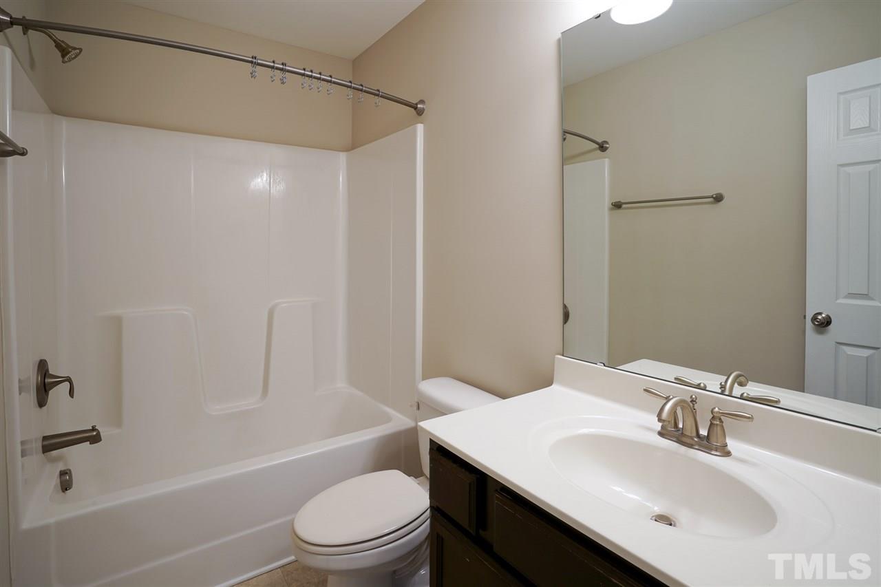 1807 Barngate Way Raleigh, NC 27614 - Photo 5 of 15 Gallery Image 5