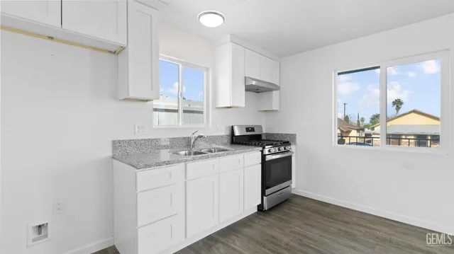 $359,000 | Undisclosed Address, Taft, CA 93268