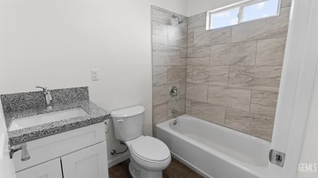 $359,000 | Undisclosed Address, Taft, CA 93268