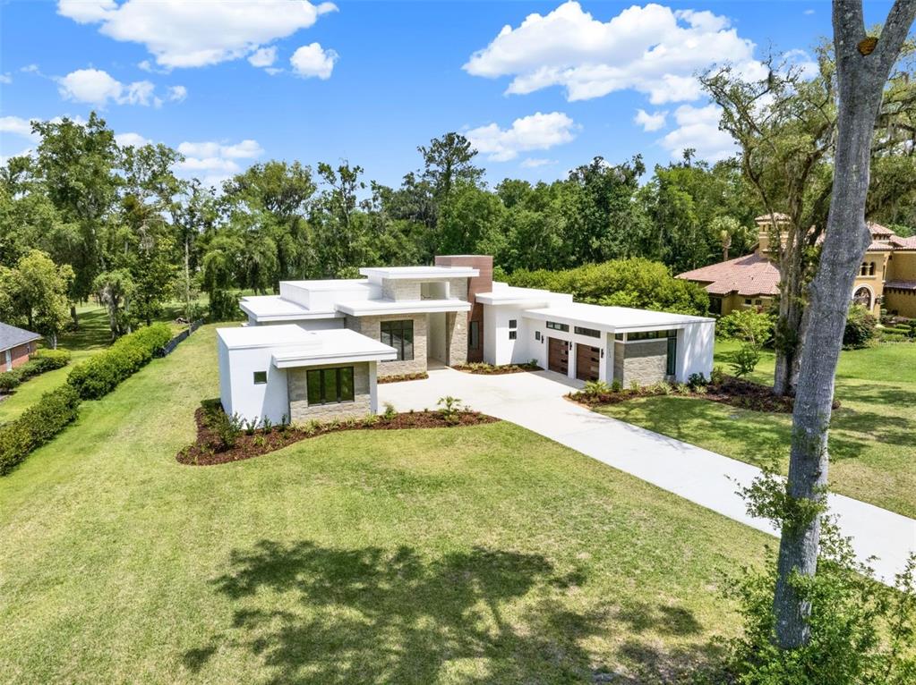7615 Southeast 12th Circle Ocala, FL 34480 - Photo 1 of 100