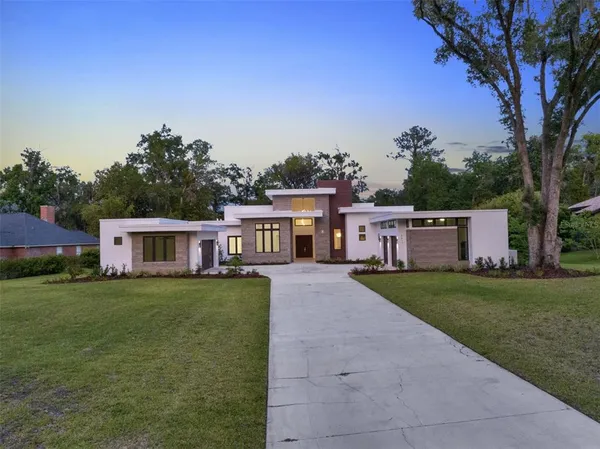 $2,300,000 | 7615 Southeast 12th Circle, Ocala, FL 34480