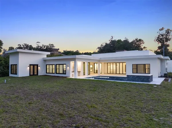 $2,300,000 | 7615 Southeast 12th Circle, Ocala, FL 34480