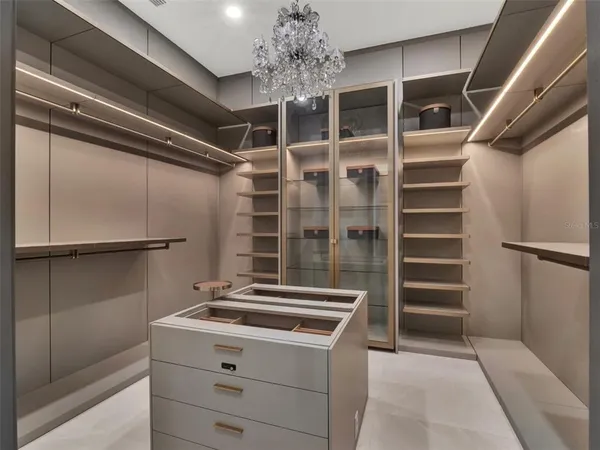 $2,300,000 | 7615 Southeast 12th Circle, Ocala, FL 34480