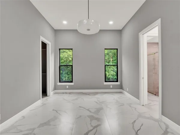 $2,300,000 | 7615 Southeast 12th Circle, Ocala, FL 34480