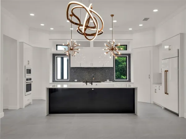 $2,300,000 | 7615 Southeast 12th Circle, Ocala, FL 34480