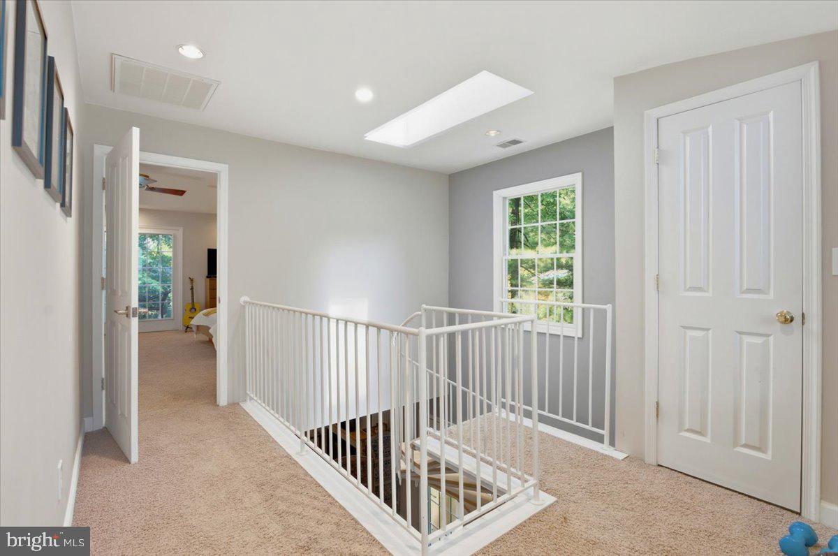 5803 Hall Street Burke, VA 22015 - Photo 38 of 77