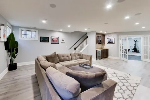 $1,950,000 | 3111 North Kenmore Avenue, Chicago, IL 60657