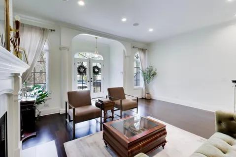 $1,950,000 | 3111 North Kenmore Avenue, Chicago, IL 60657