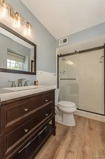 $475,000 | 9822 Meadowfern Drive, Crestwood, MO 63126