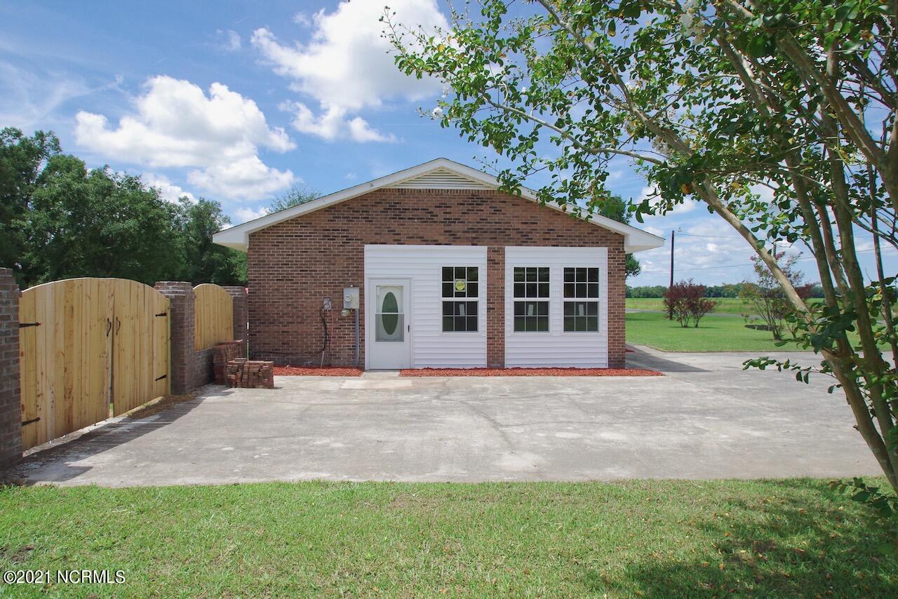 671 Lee's Chapel Road Pollocksville, NC 28573 - Photo 4 of 46 671 Lees Chapel Road