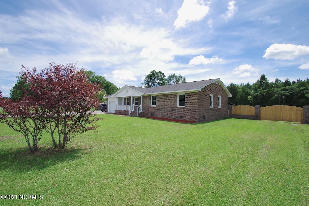 671 Lee's Chapel Road Pollocksville, NC 28573 - Photo 6 of 46 671 Lees Chapel Road