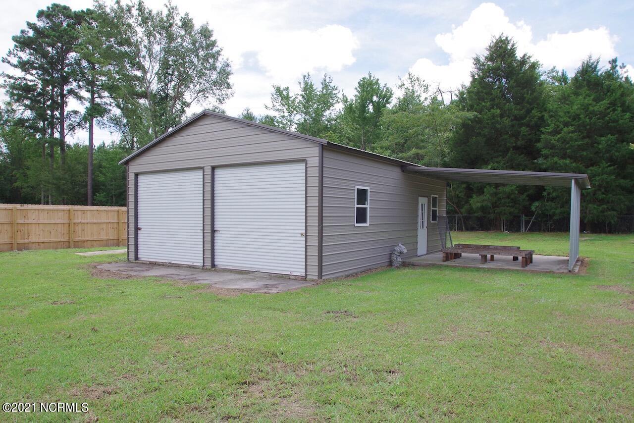 671 Lee's Chapel Road Pollocksville, NC 28573 - Photo 9 of 46 671 Lees Chapel Road