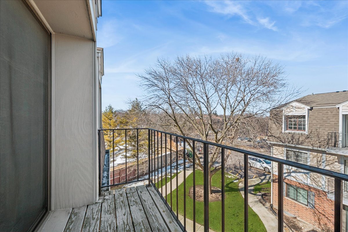 3266 Sanders Road, Unit 6F Northbrook, IL 60062 - Photo 16 of 20