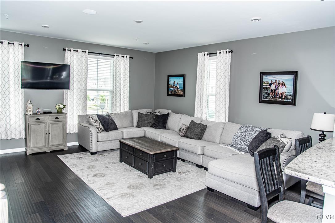 2316 Raya Way Easton, PA 18045 - Photo 11 of 35 Gallery Image 11